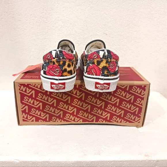 Vans - Picture 4 of 4